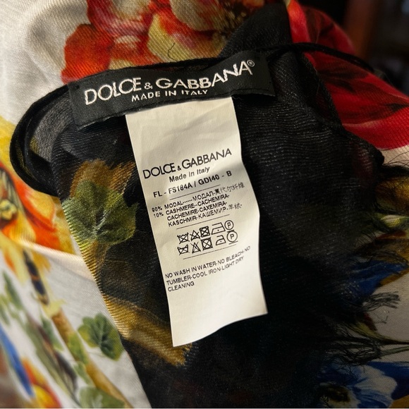 Dolce & Gabbana NWT Modal & Cashmere Blend Floral Lattice Fringed 52”x 77” Wrap. - Picture 10 of 16